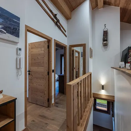 Appartement Rénové Au Centre De Avec Balcon Et Parking - Fr-1-569-137