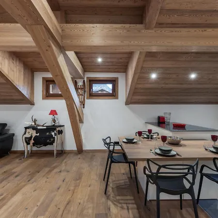 Renove Au Centre De Avec Balcon Et Parking - Fr-1-569-137