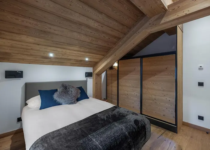 Renove Au Centre De Avec Balcon Et Parking - Fr-1-569-137 Appartement *