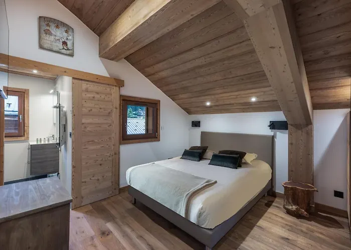 Renove Au Centre De Avec Balcon Et Parking - Fr-1-569-137 Appartement *