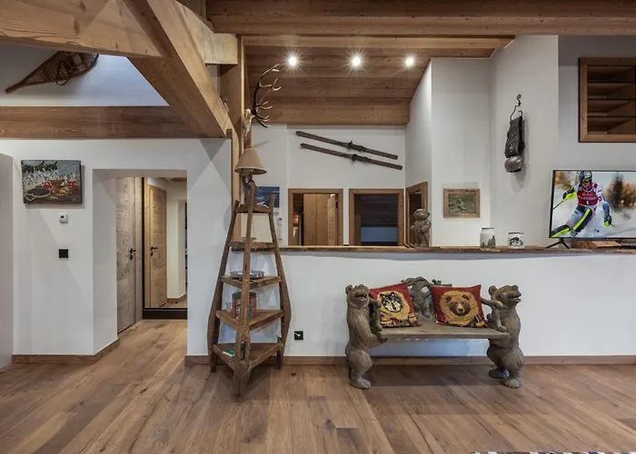 Renove Au Centre De Avec Balcon Et Parking - Fr-1-569-137 Appartement *